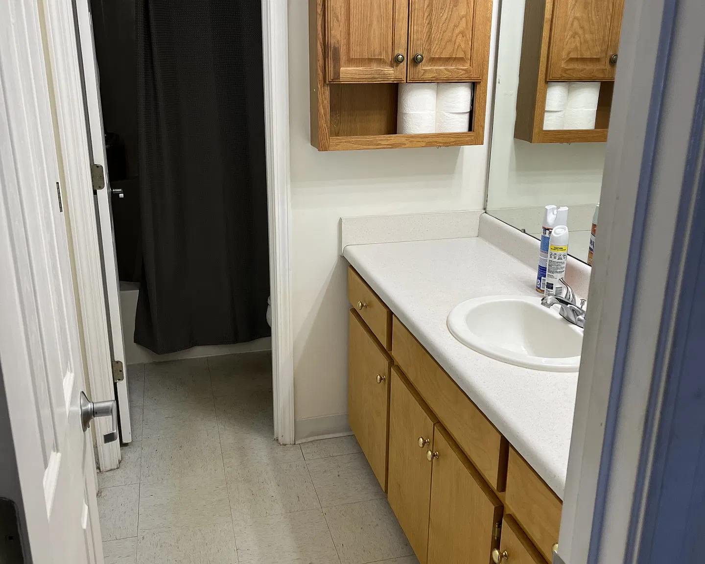 1 bed, 975 sqft, $800 — Photo 4