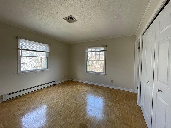 3rd image of 12 Pleasant Ave