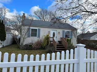 471 Washington Ave, Patchogue, NY 11772