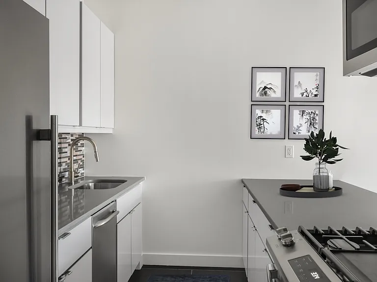 520 2nd Ave #6C — Photo 3