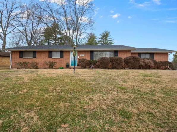 1643 Oak Hills St, Cape Girardeau, MO 63701