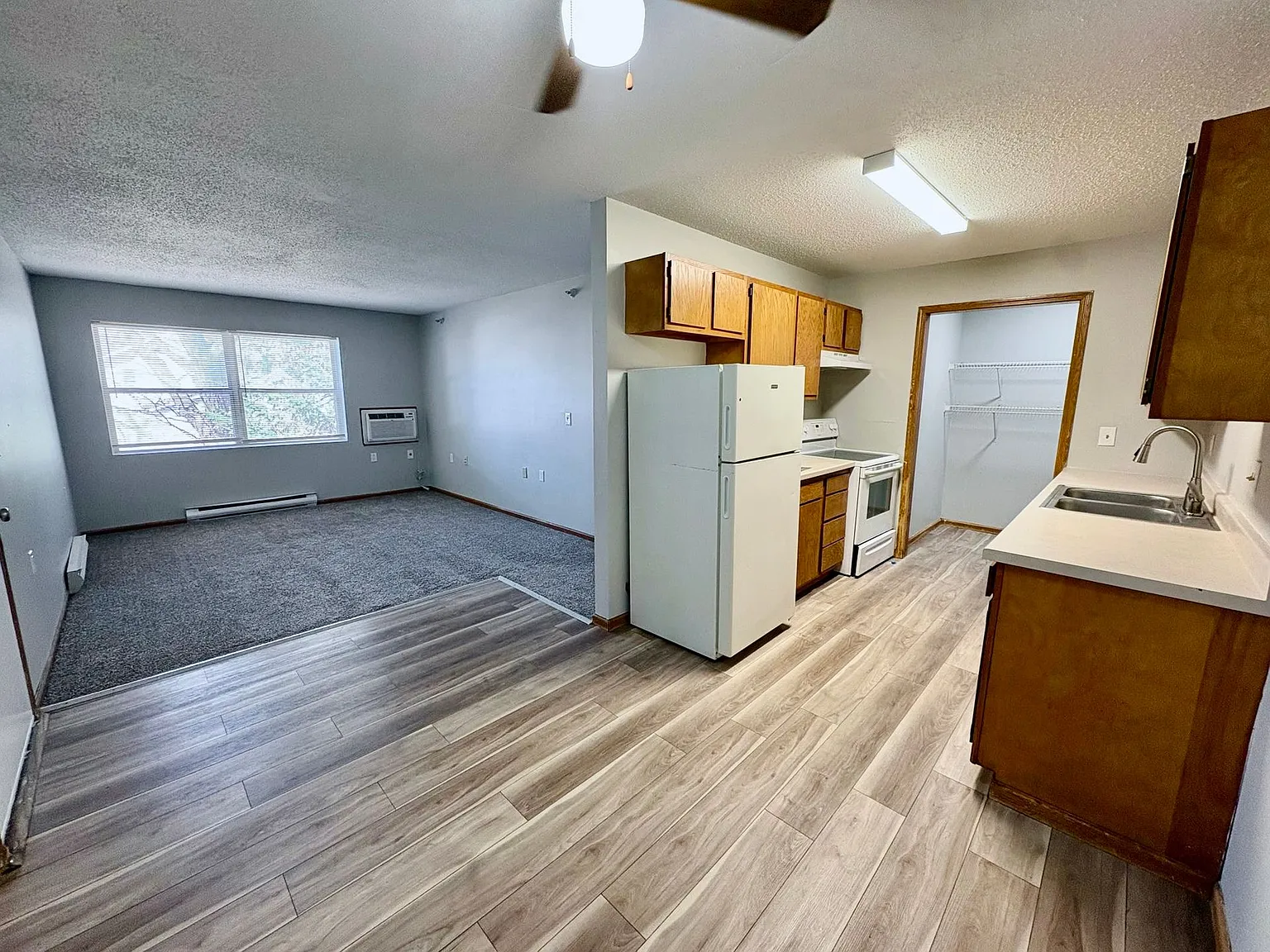 Hershey Manor Apartments — Photo 1