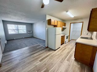 Hershey Manor Apartments, Rockford, IL 61103