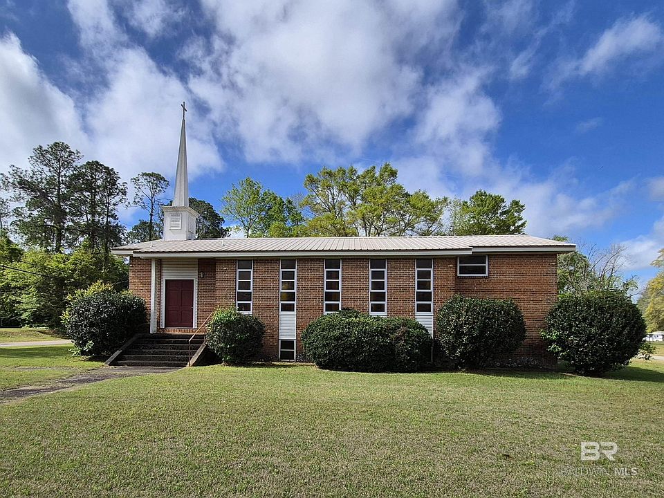 1st image of 305 Rural St