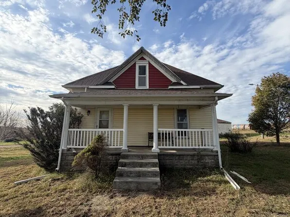 20460 Maple Rd, Gibbon, NE 68840