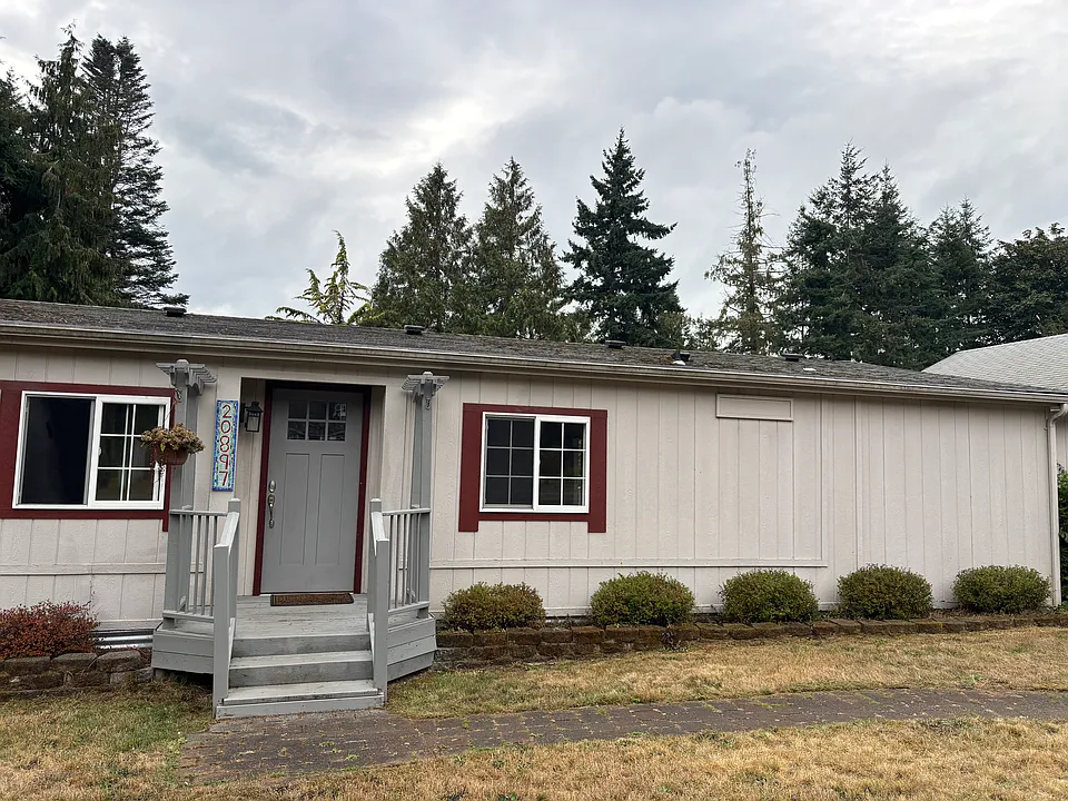 20897 Jefferson Beach Rd NE
