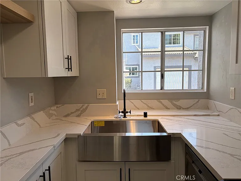 8248 Inglenook Pl — Photo 2
