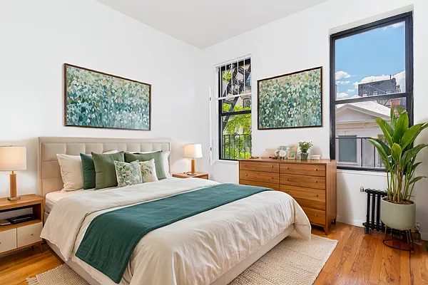 Rented by REAL New York | media 5