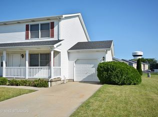 1435 Moluf St, Dekalb, IL 60115