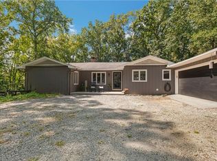 225 Mountain Shadows Ln, Columbus, NC 28722