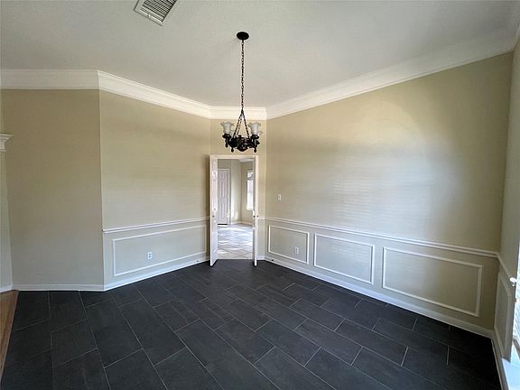 4th image of 21406 Walden Grove Ln