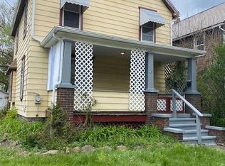 1216 Girard St, Akron, OH 44301