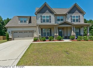941 Pecan Grove Loop, Hope Mills, NC 28348