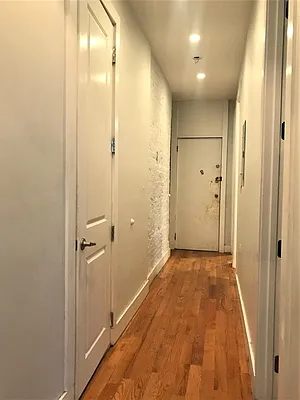 Rented by Lang Realty LLC | media 33