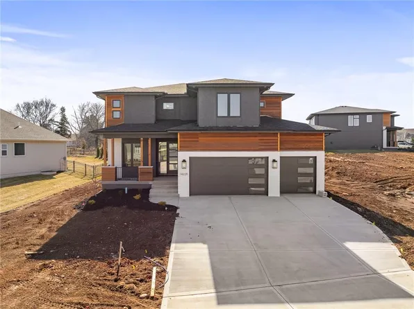 14228 S Houston St, Olathe, KS 66061