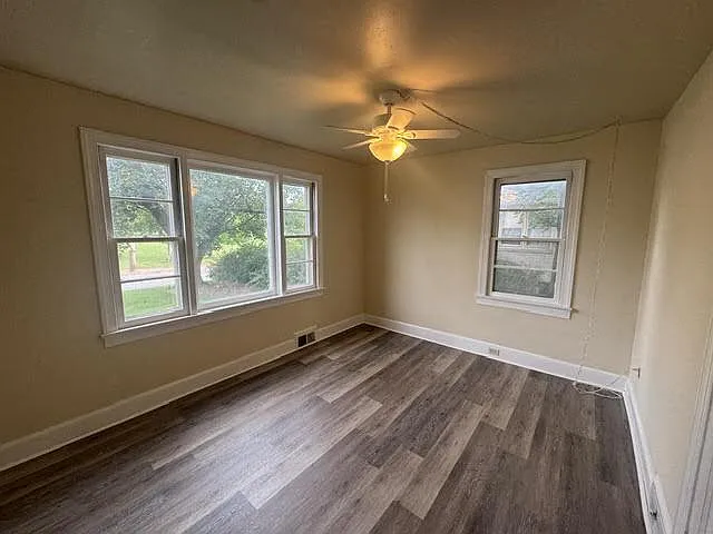 5182 Main St — Photo 8