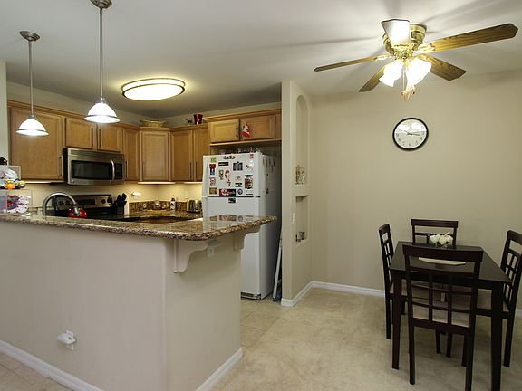3rd image of 5404 Balboa Arms Dr Unit 463