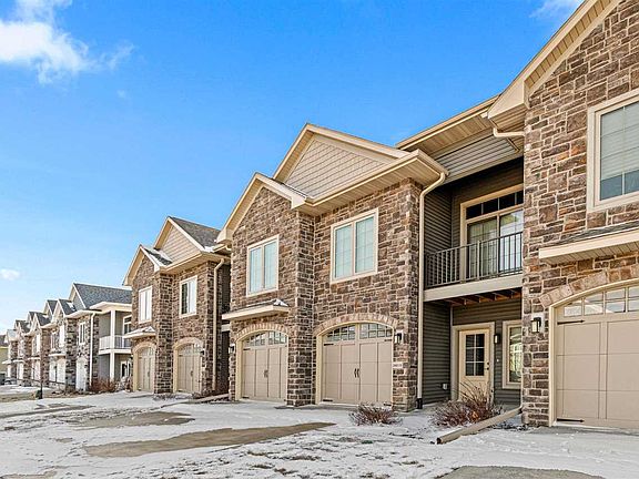 2nd image of 2883 Blue Sage Dr #B