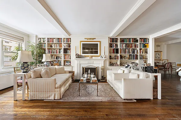 Living room, photo 3