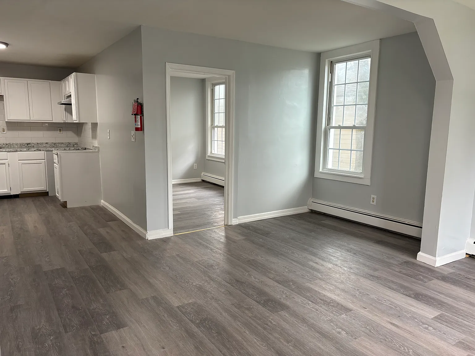 1 bed, 850 sqft, $1,695 — Photo 4