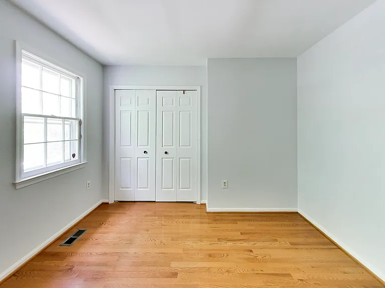 991 Farm Haven Dr — Photo 18