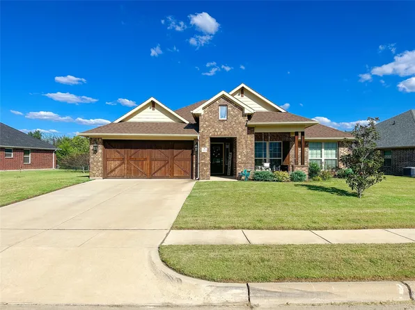 3213 Shoreline Dr, Burleson, TX 76028