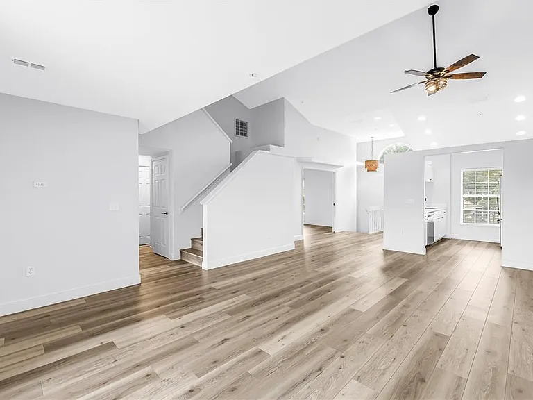 8350 Wingate Dr #925 — Photo 16