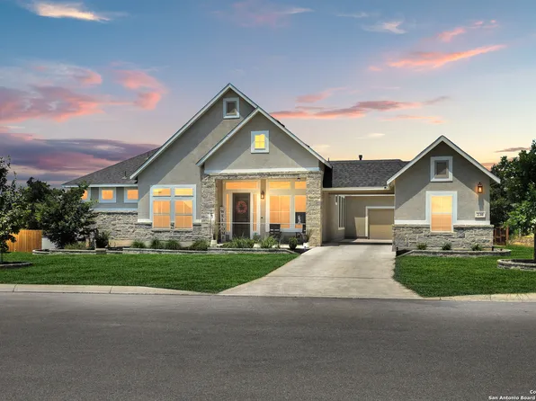 230 Englewood Lane, Castroville, TX 78009