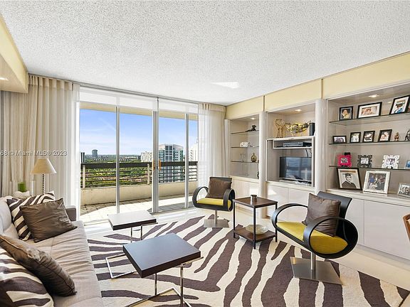 4th image of 19101 Mystic Pointe Dr APT 2507