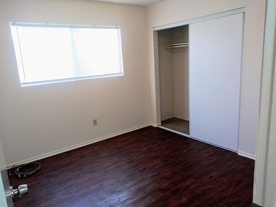 2nd image of 8188 Zinnia Pl