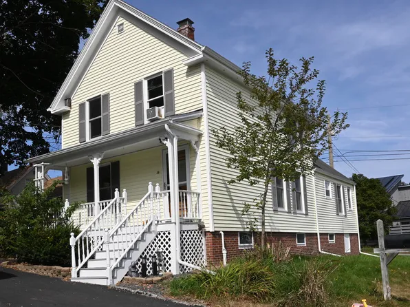 38 Valley Road, Bath, ME 04530