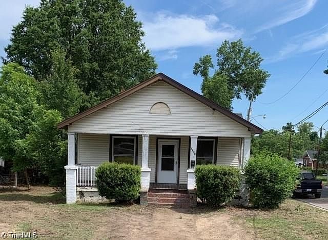 1st image of 3915 Peterson Ave