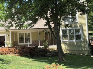 31824 W 91st St, De Soto, KS 66018