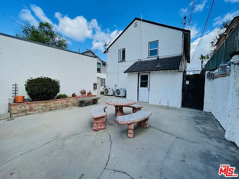 4441 Tujunga Ave #3 — Photo 30