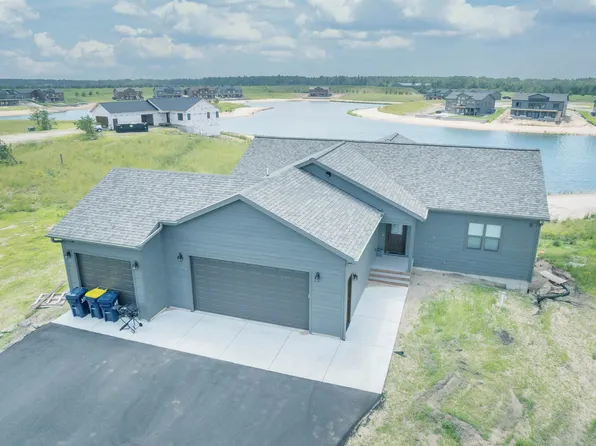 N8803 N Fly Rod Ct, New Lisbon, WI 53950