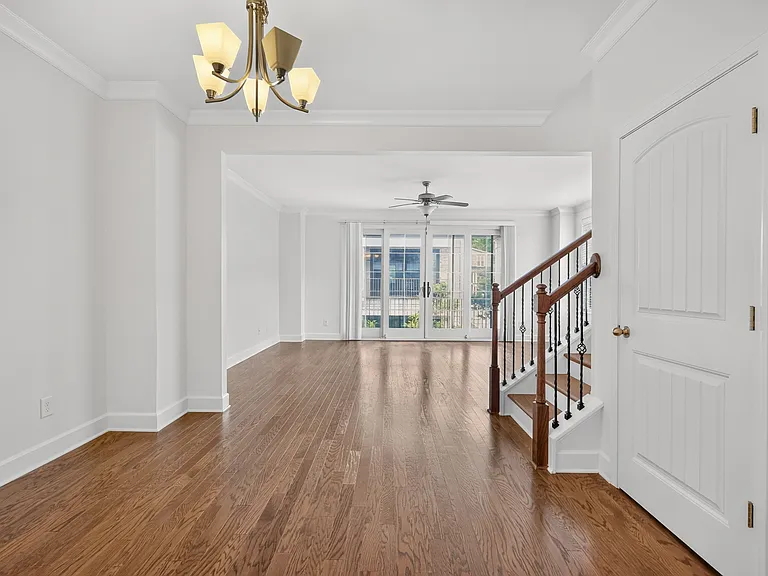 2116D Acklen Ave — Photo 25