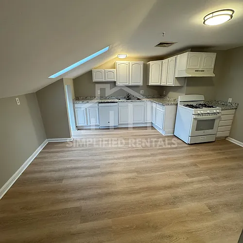 153 Belleville Ave #5E Photo 1