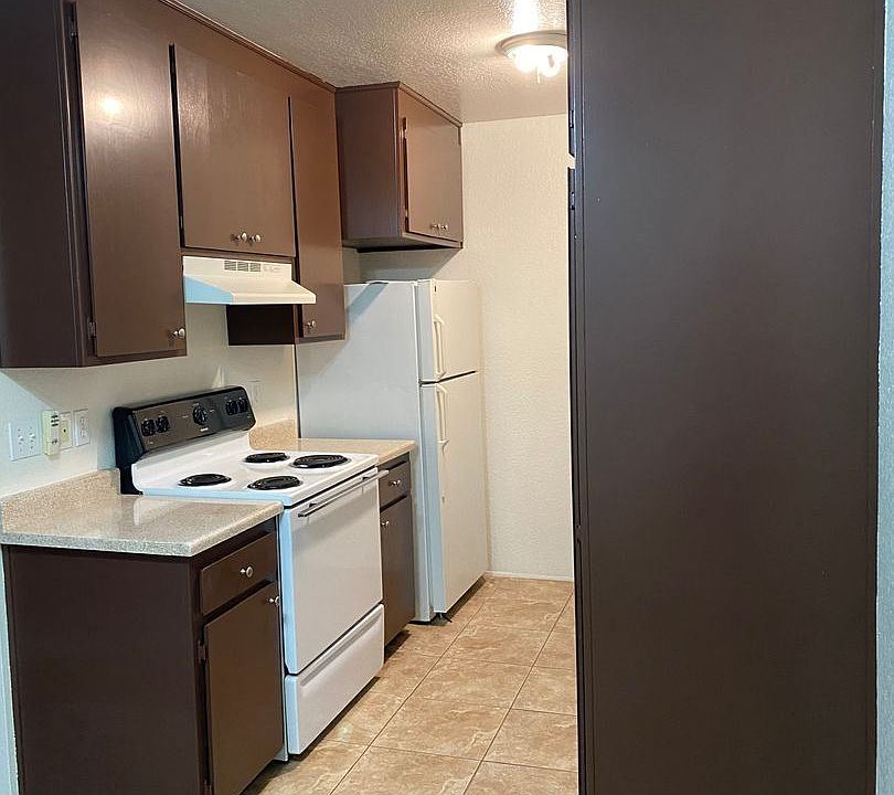 1st image of 611 Emerald Ave Unit H