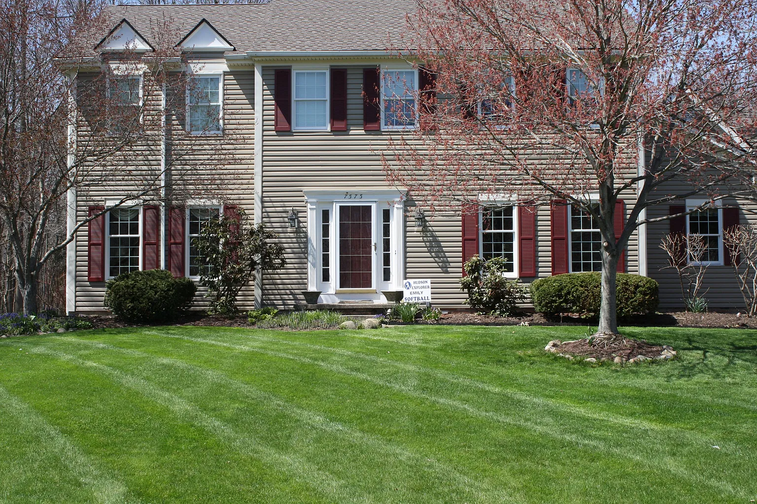7575 Woodspring Ln photo 1
