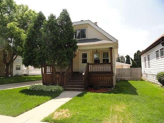 5th image of 7739 W Rogers St