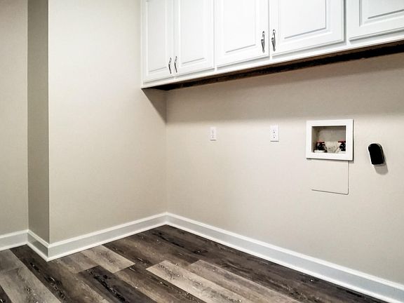 5th image of 602 Bramblewood Dr