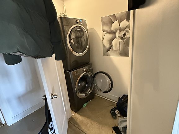 3rd image of 2614-2616 W North Ave #17755486