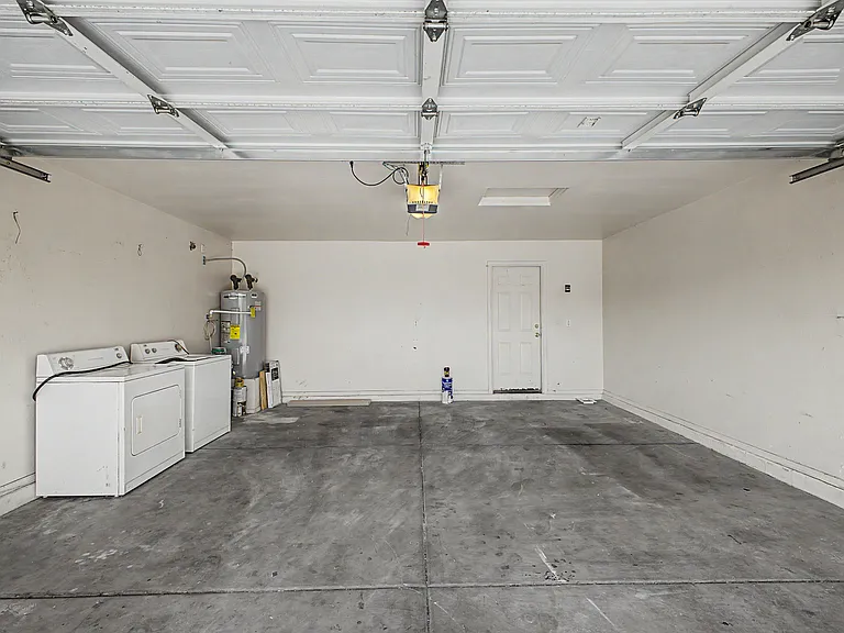 22820 W Papago St — Photo 25