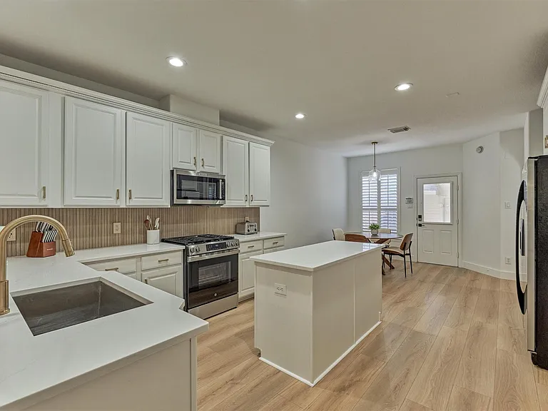 27 Medley Ln — Photo 8