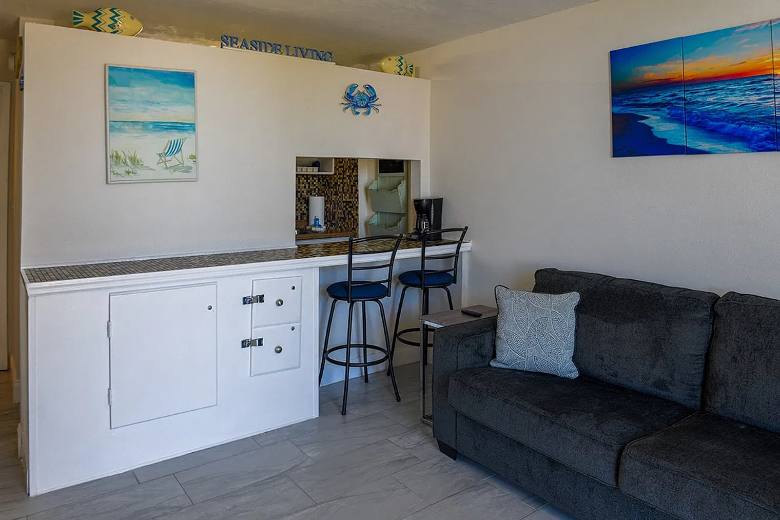 1 bed, 1.0 bath, $4,368 — Photo 2