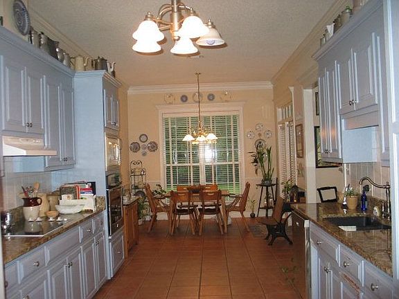 4th image of 3641 Arbor Run Dr