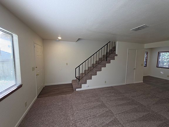 5th image of 1110 Layton Rd APT H
