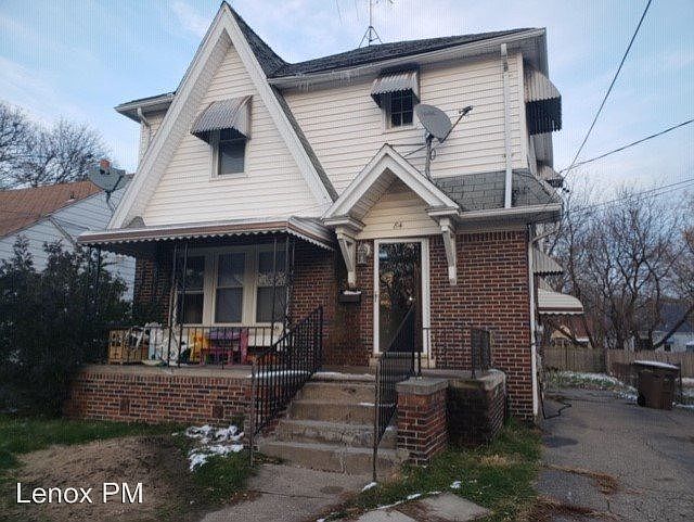 1st image of 84 N Sanford St