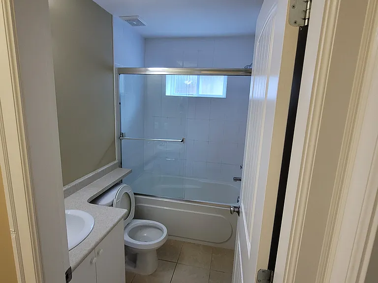 148b St — Photo 5