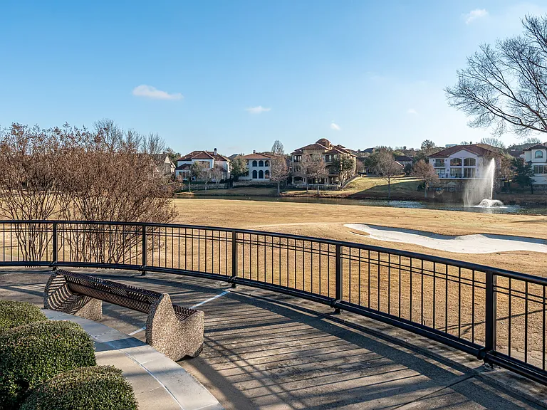 4624 Byron Cir — Photo 48